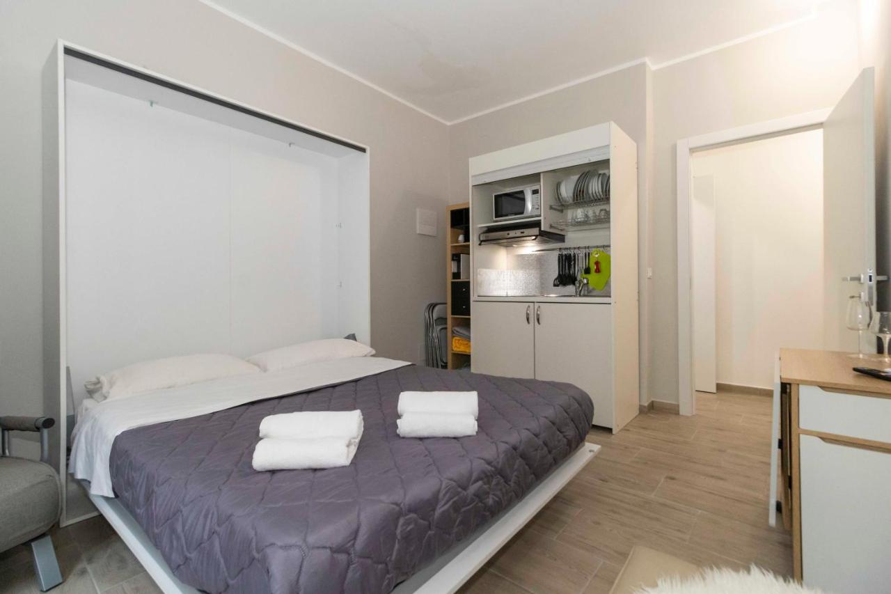 Appartamento NEW Bright Studio near Piazza San Carlo! Torino Esterno foto